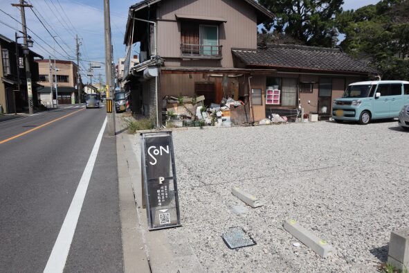 「SoN第一駐車場」