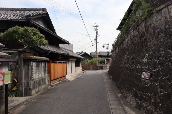 「知多岡田の古い街並み」