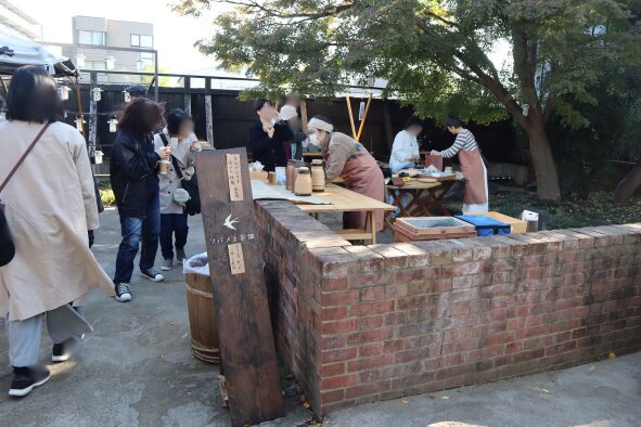 「ツバメと茶畑」お茶の祭典CHAKOBAの時の様子