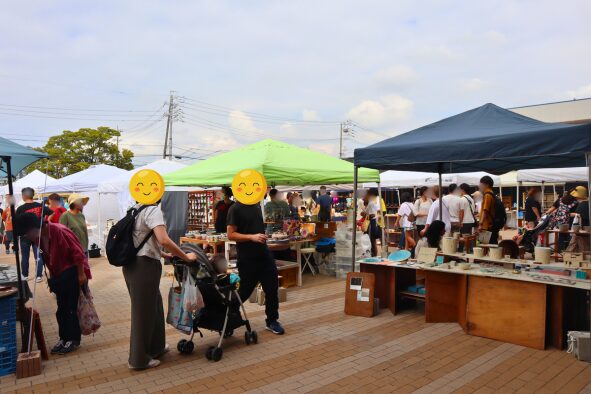「ボートレースとこなめ会場」屋外の店舗