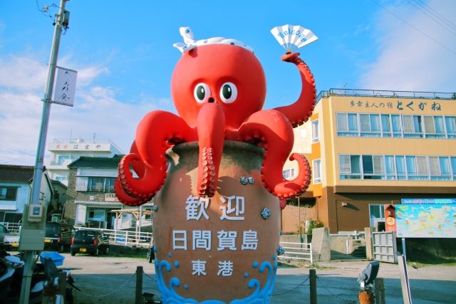 日間賀島東港のタコのオブジェ